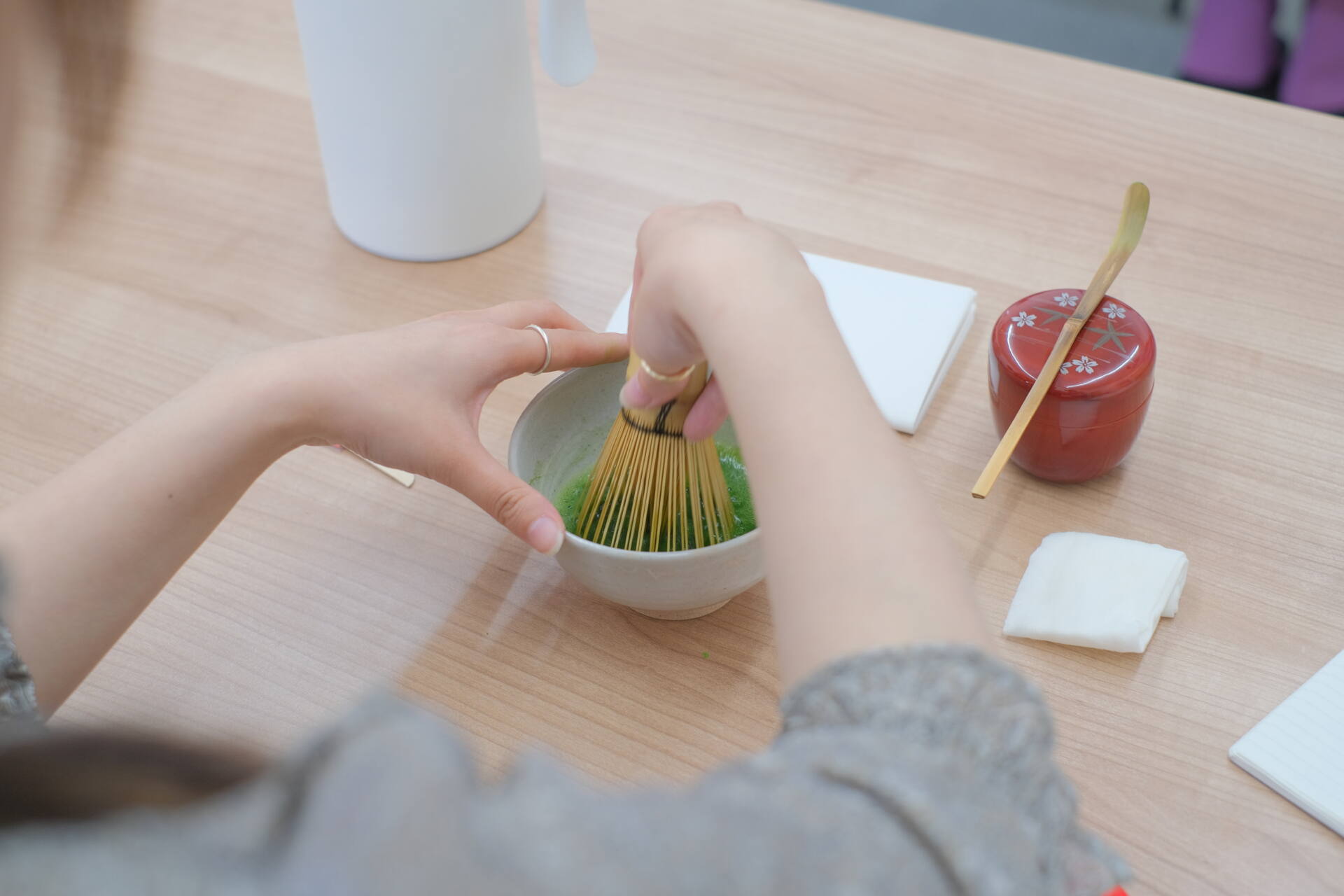 【3月】テーブル茶道<br>季節の和菓子付き